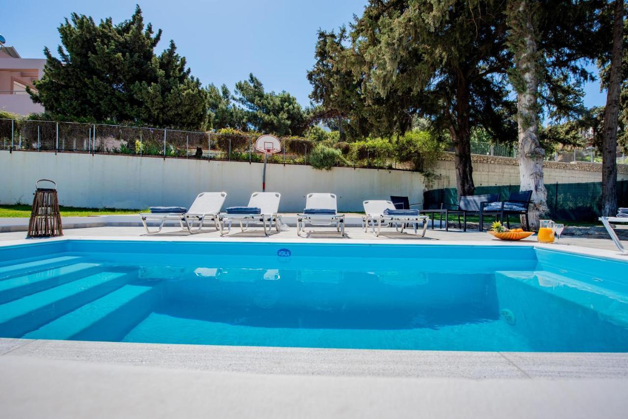 Dias Luxury Villa Koskinou  Bagian luar foto