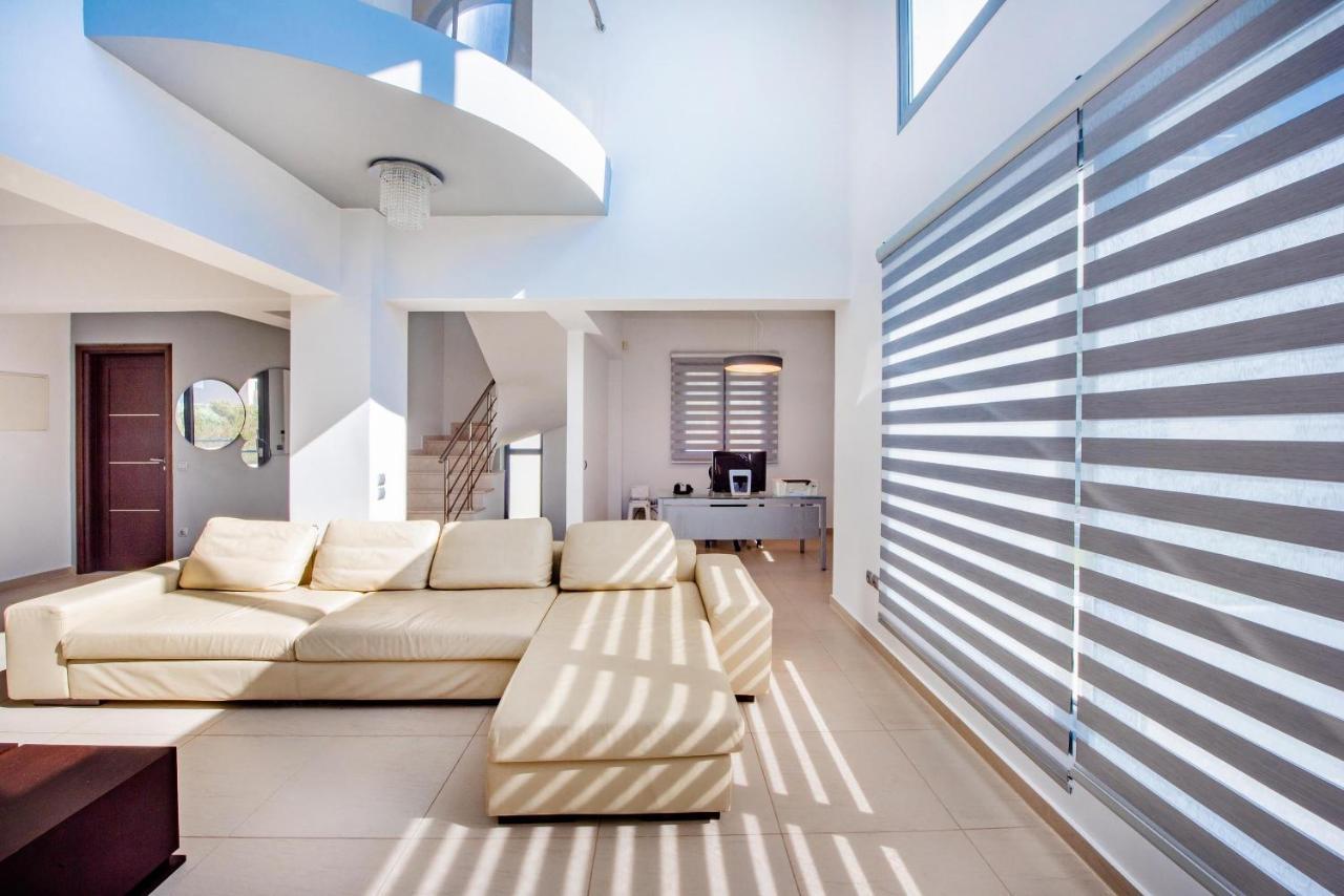 Dias Luxury Villa Koskinou  Bagian luar foto