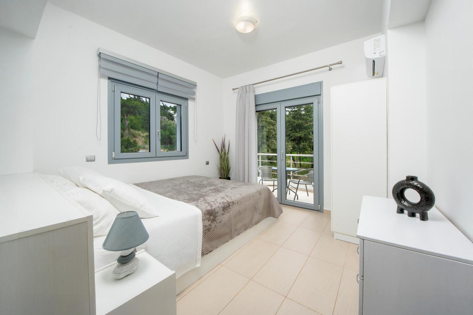 Dias Luxury Villa Koskinou  Bagian luar foto